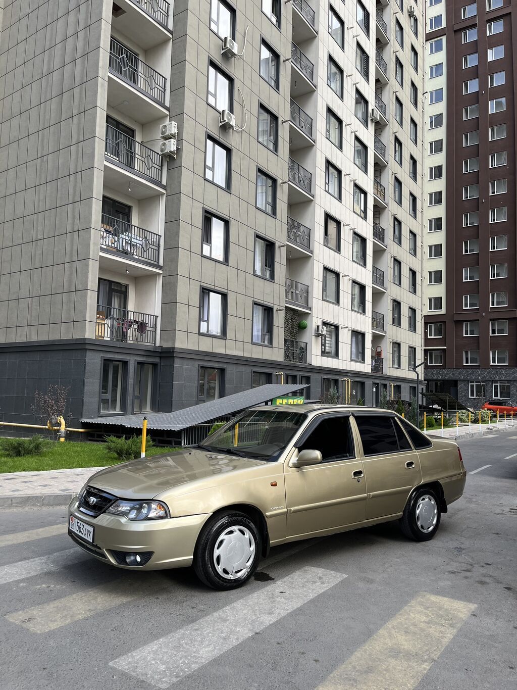 Daewoo Nexia: 2010 г., 1.6 л, Механика, Бензин, Седан: фото 1
