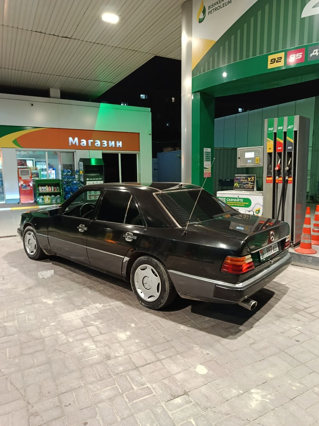 Mercedes-Benz W124: 1990 г., 2.3 л, Механика, Бензин, Седан — фото 3
