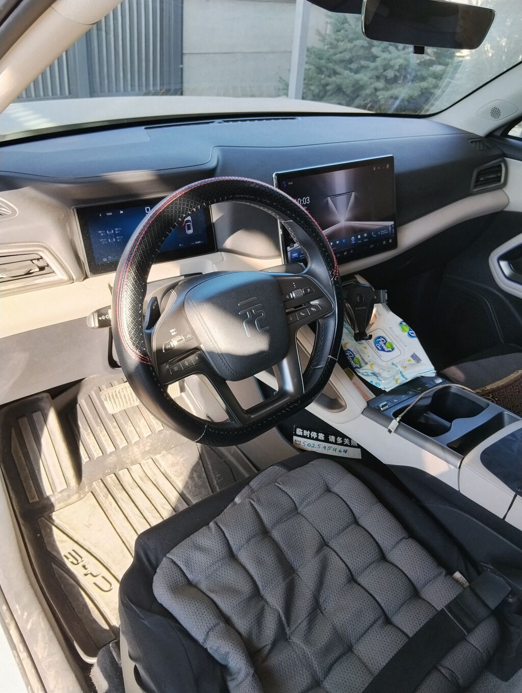 BYD Yuan Up: 2025 г., 0.5 л, Автомат, Электромобиль, Кроссовер: фото 4