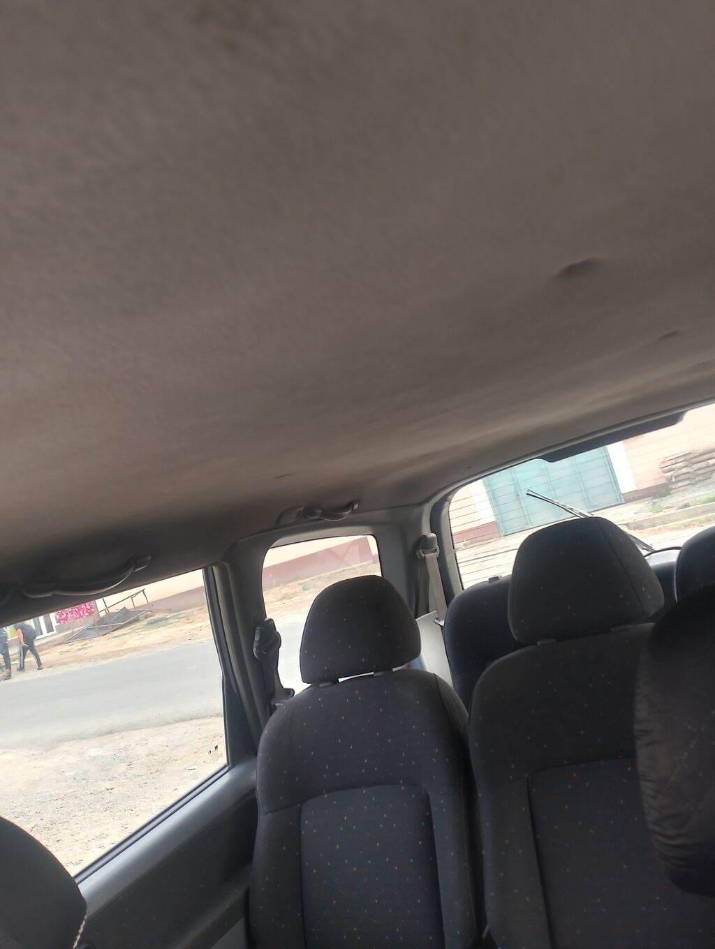 Hyundai Starex: 2002 г., 2.5 л, Механика, Дизель, Минивэн: фото 2