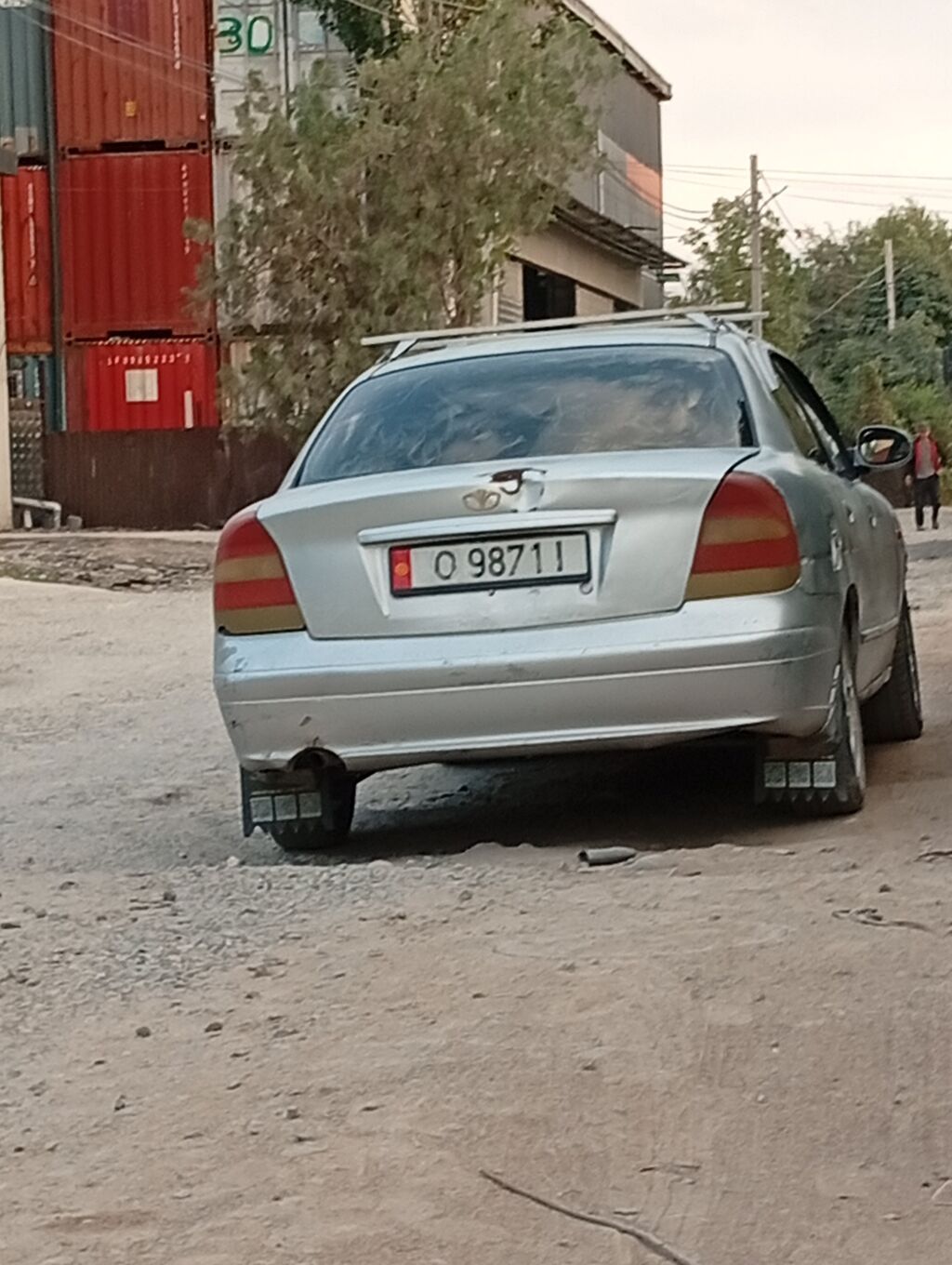 Daewoo Nubira: 1999 г., 1.6 л, Механика, Бензин, Седан: фото 2