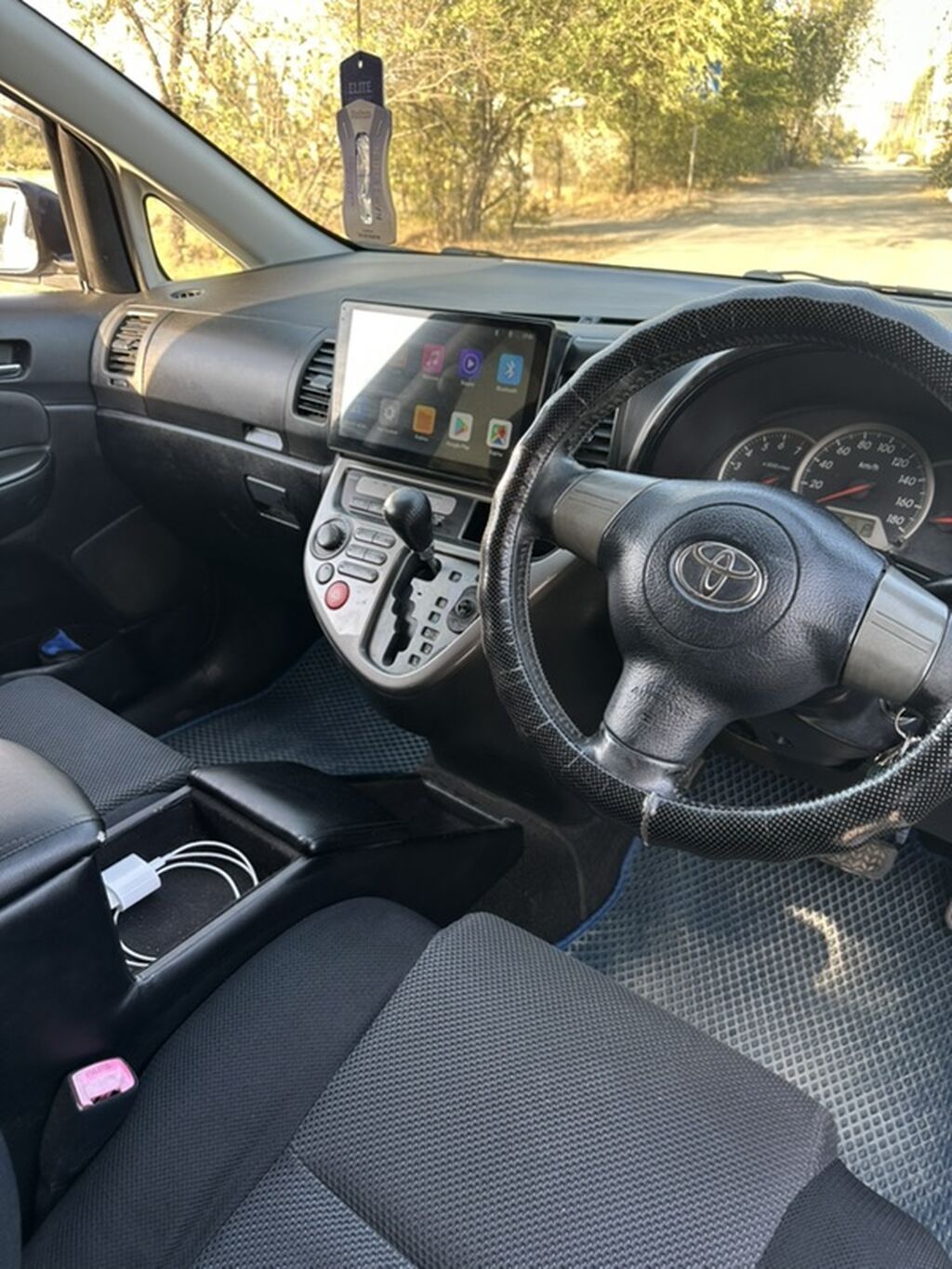 Toyota WISH: 2004 г., 1.8 л, Автомат, Бензин, Минивэн: фото 4