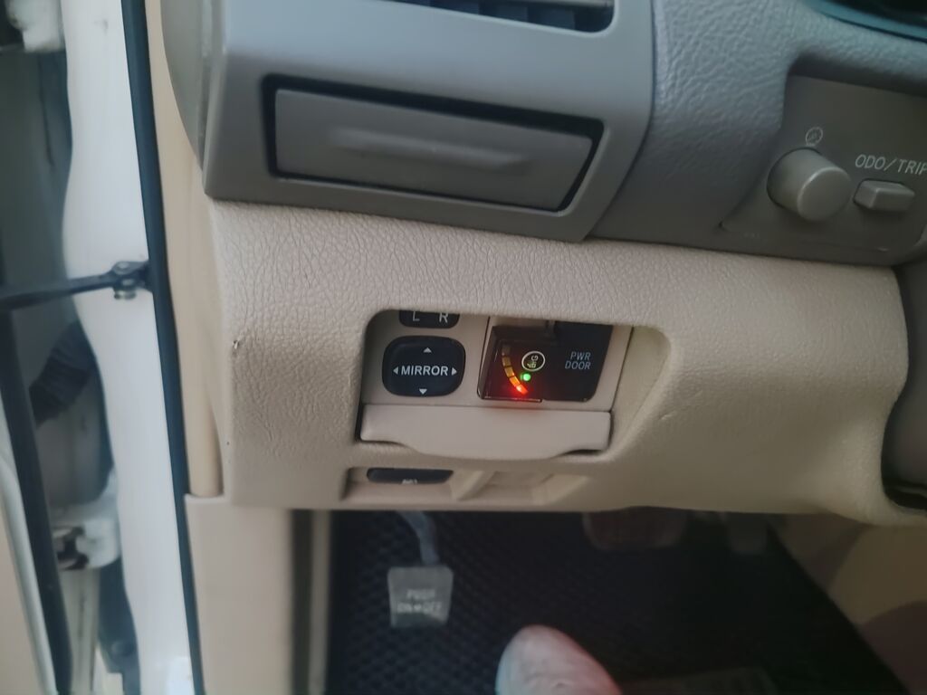 Lexus RX: 2004 г., 3.3 л, Автомат, Газ, Кроссовер: фото 6