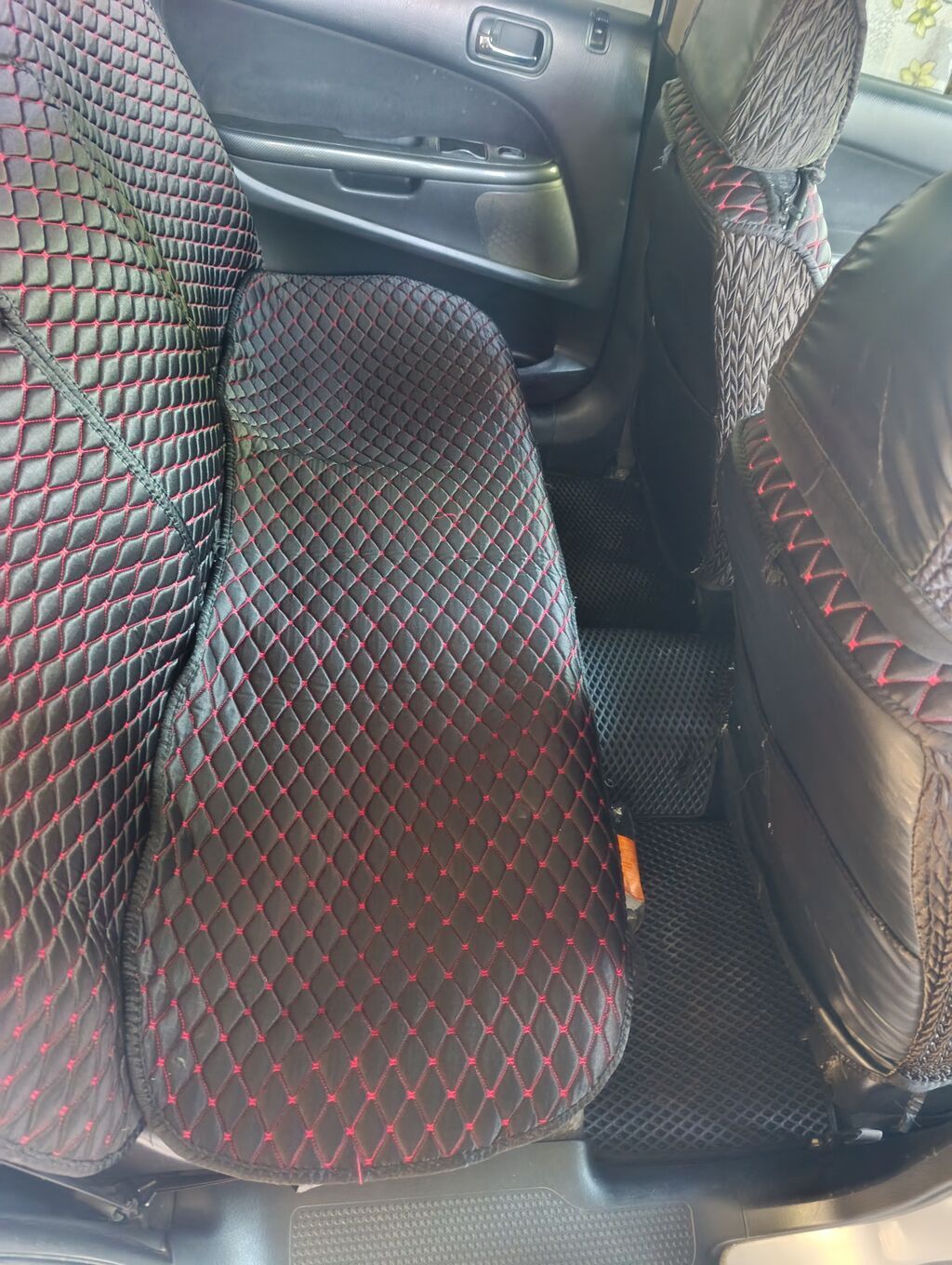 Honda Stream: 2002 г., 2 л, Автомат, Бензин, Минивэн: фото 3