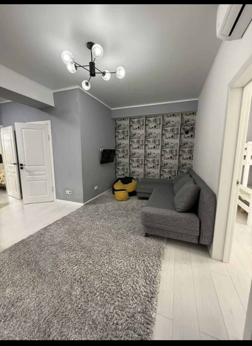 3 комнаты, 62 м², Азия Молл Элитка, 5 этаж, Евроремонт: фото 1