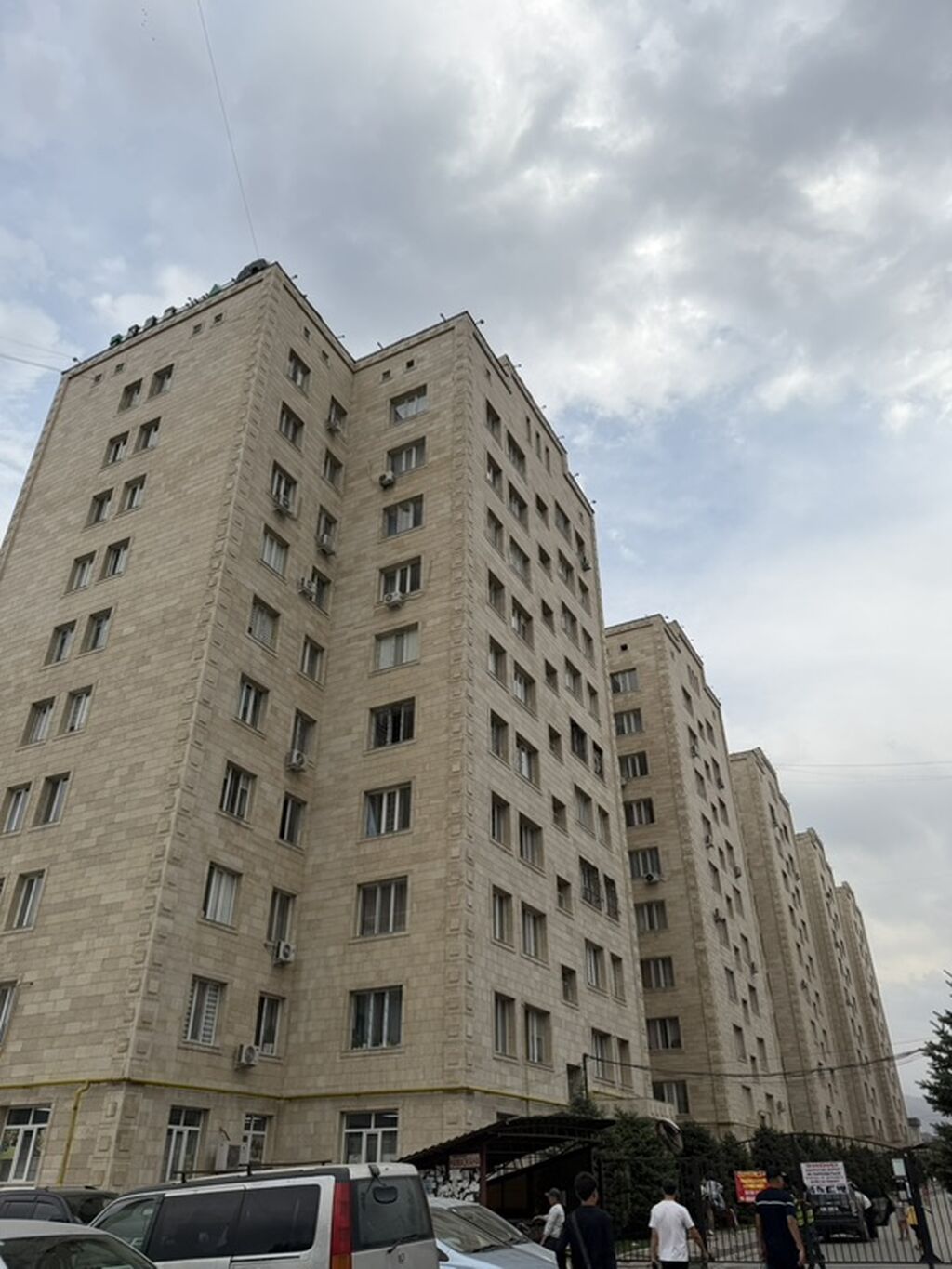 Продам 3-комнатную квартиру, Тунгуч мкр, 91 м²: фото 1