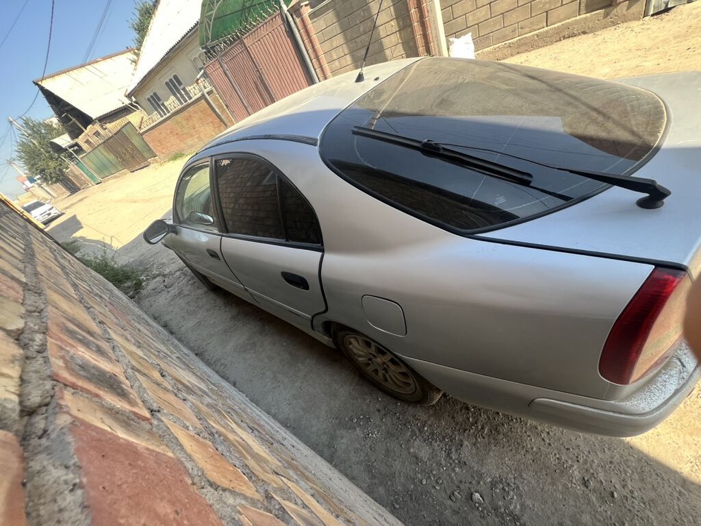 Mitsubishi Carisma: 2001 г., 1.5 л, Автомат, Бензин, Седан: фото 3