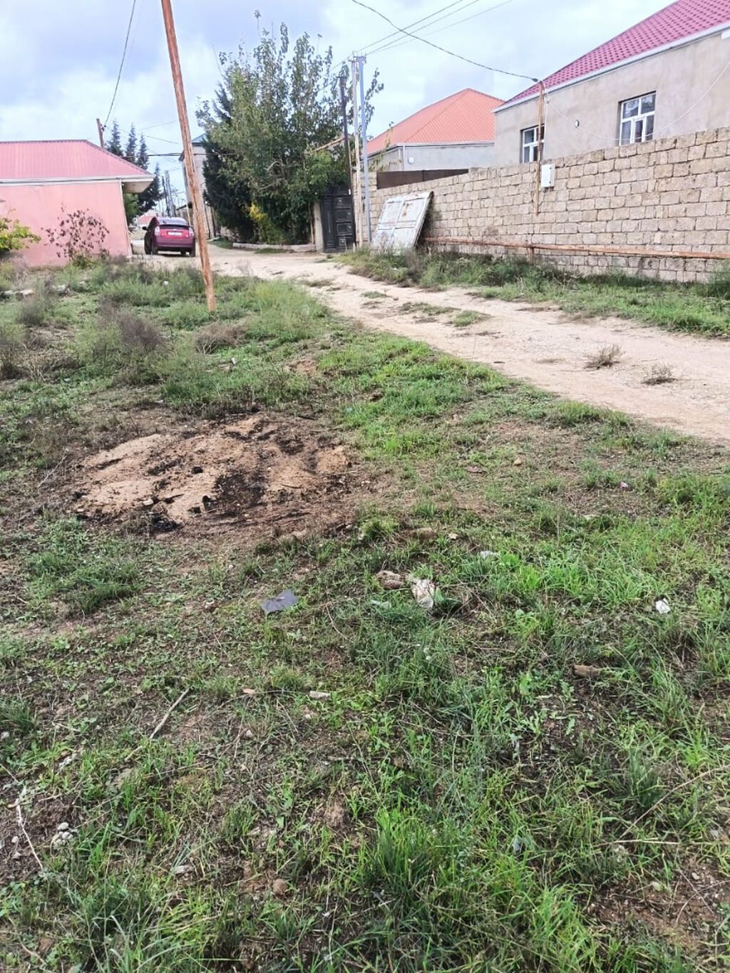 3 sot, Tikinti, Barter mümkündür, Bələdiyyə