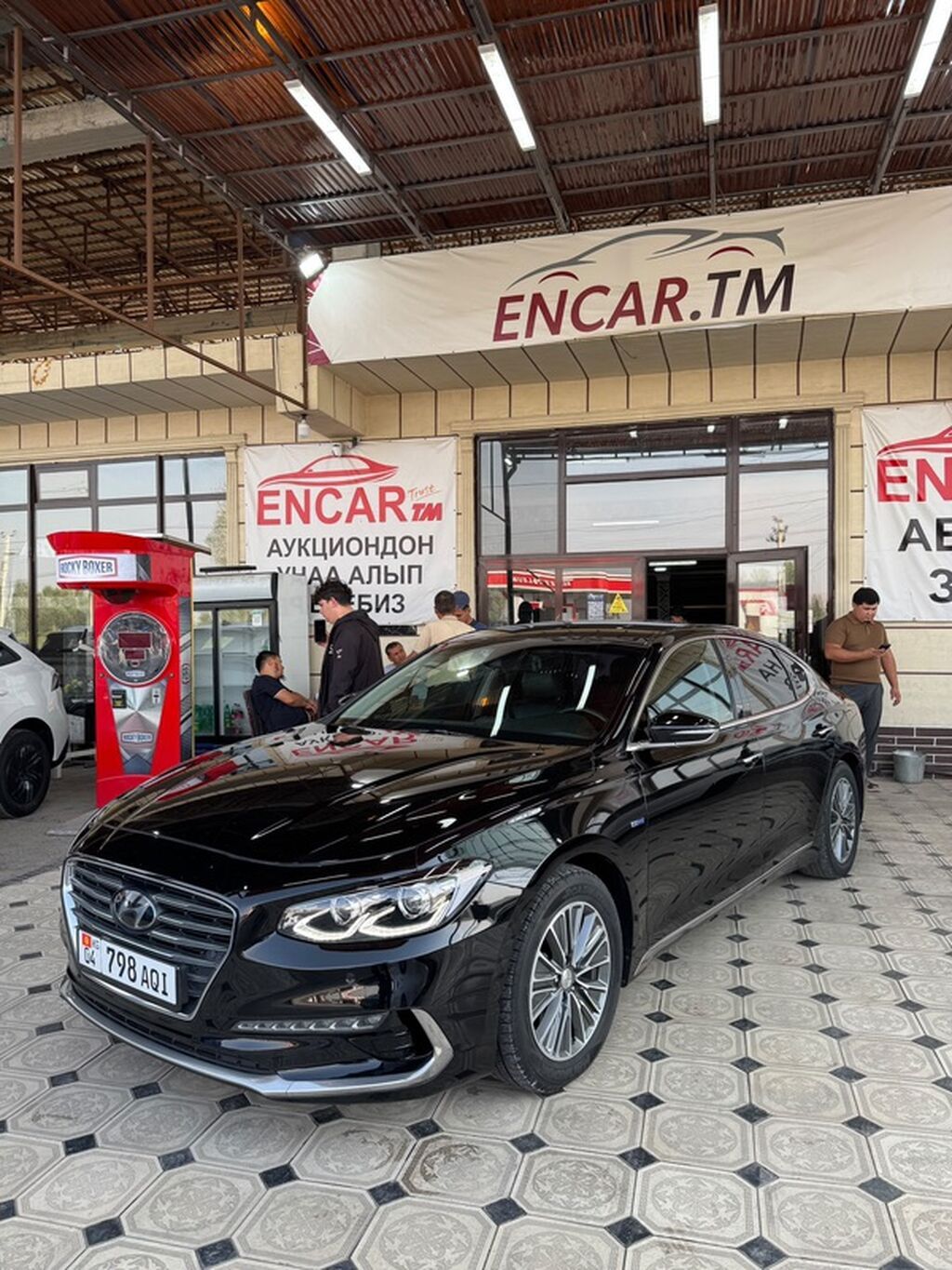 Hyundai Grandeur: 2019 г., 2.4 л, Автомат, Гибрид, Седан: фото 1
