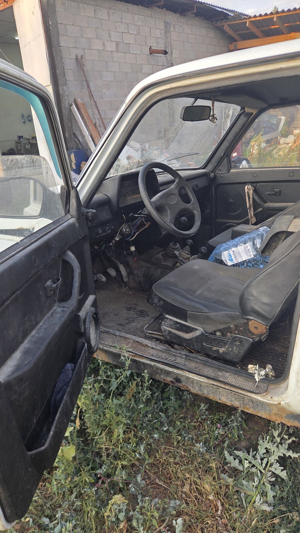 ВАЗ (ЛАДА) 4x4 Нива: 2012 г., 1.7 л, Механика, Бензин, Внедорожник: фото 4