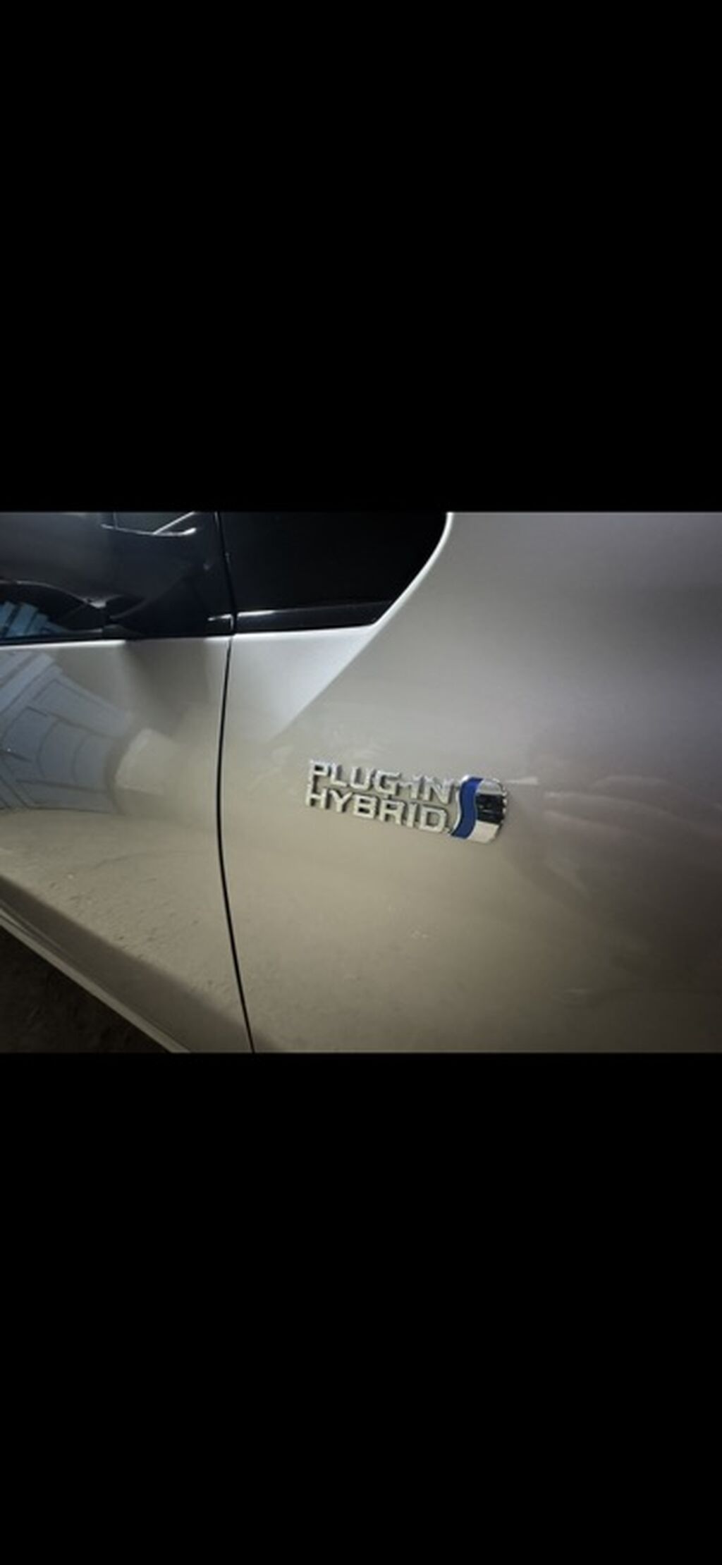 Toyota Prius: 2020 г., 1.8 л, Вариатор, Гибрид, Универсал: фото 5