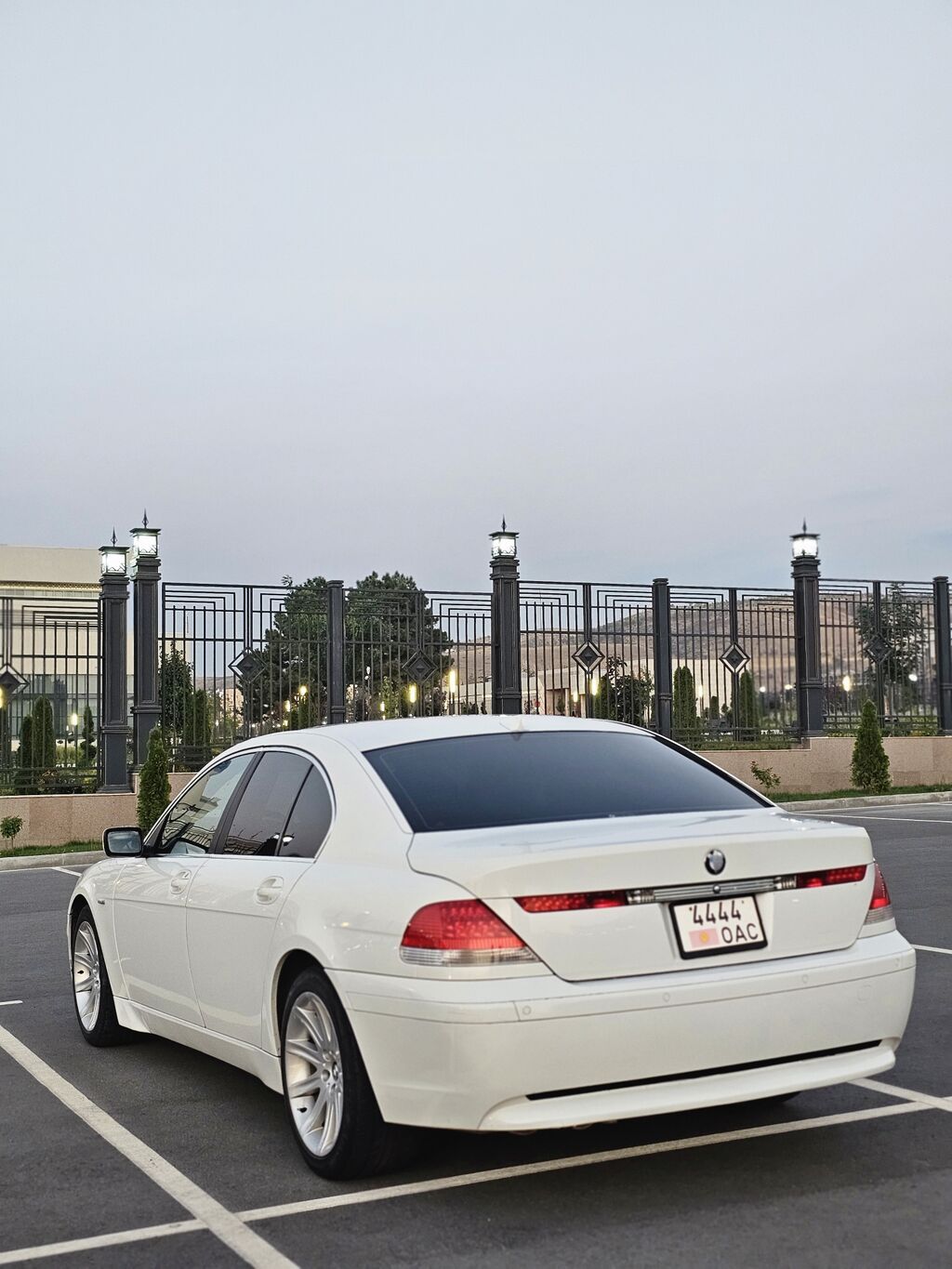BMW 7 series: 2002 г., Седан: фото 2