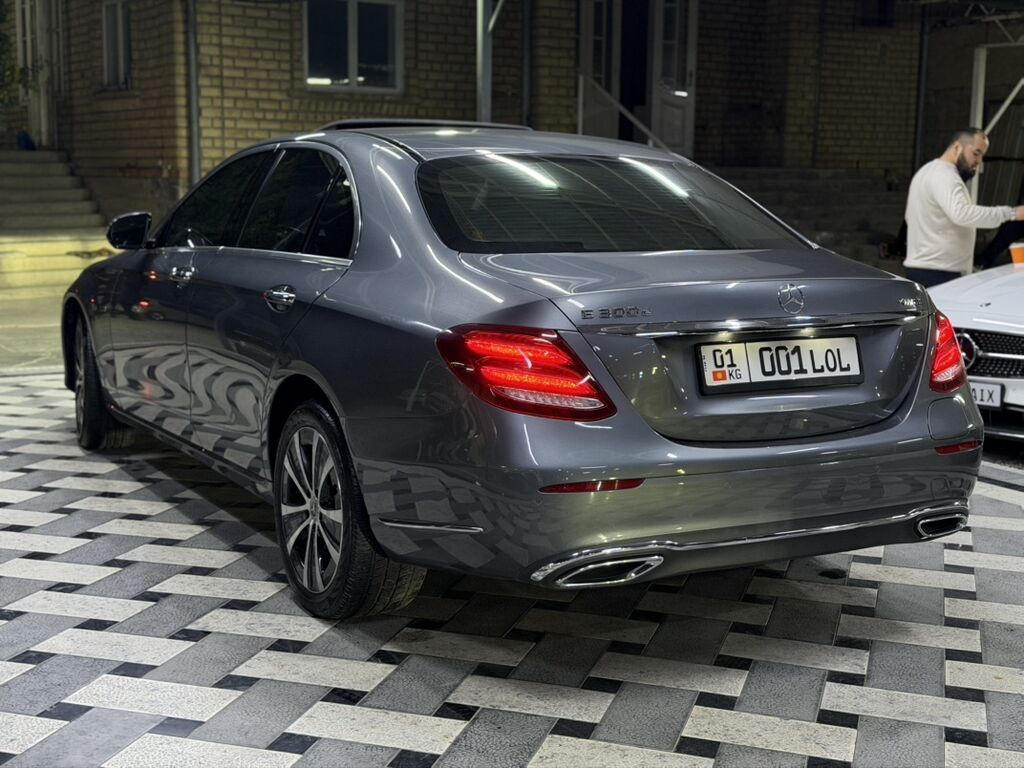 Mercedes-Benz E-Class: 2019 г., 2 л, Автомат, Гибрид, Седан: фото 8