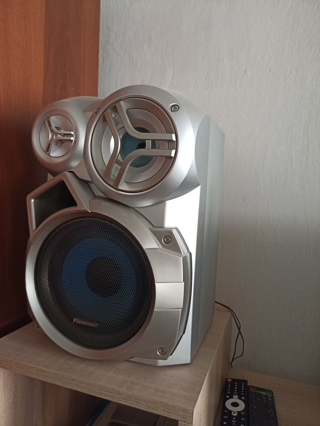 Музыкальный центр Panasonic SA-AK520 с акустикой - Система CD Stereo: фото 4