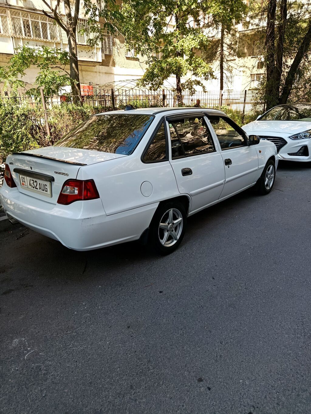 Daewoo Nexia: 2013 г., 1.5 л, Механика, Бензин, Седан: фото 3