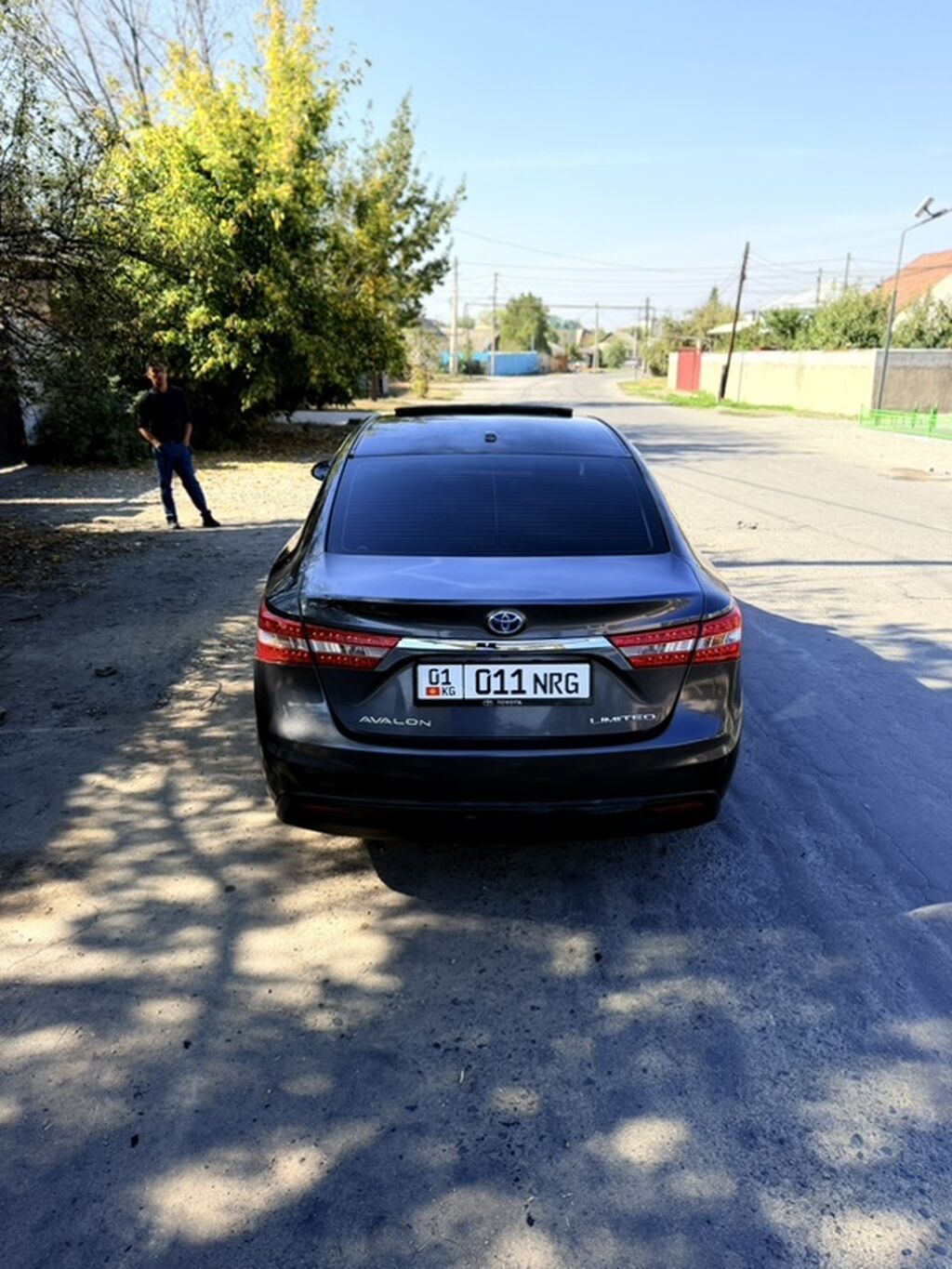 Toyota Avalon: 2015 г., 2.5 л, Автомат, Гибрид, Седан: фото 4