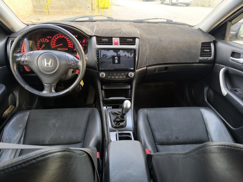 Honda Accord: 2003 г., 2.4 л, Механика, Бензин, Седан — фото 8