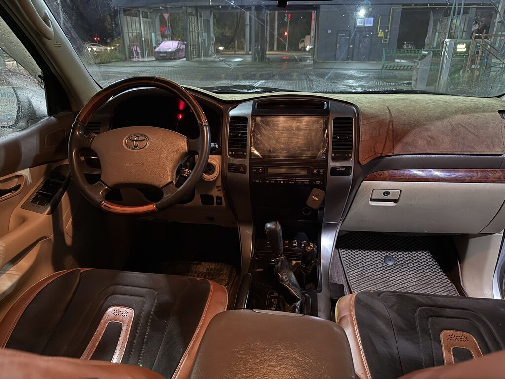 Toyota Land Cruiser Prado: 2006 г., 3 л, Автомат, Дизель, Внедорожник: фото 8
