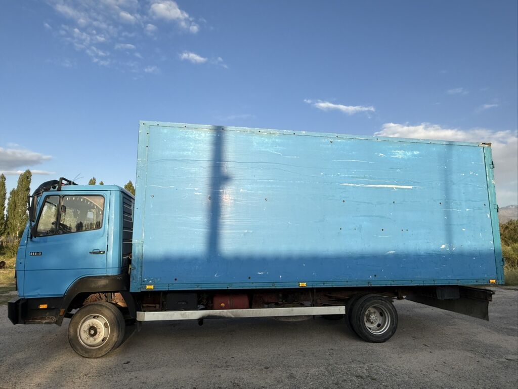 Грузовой автомобиль Mercedes-Benz 814, будка. Машина жакшы сырдакана: фото 4