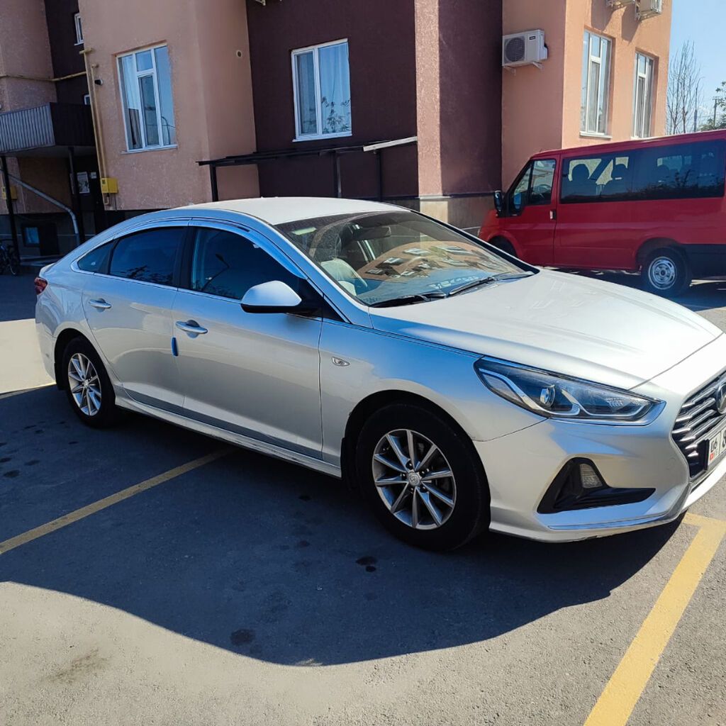 Hyundai Sonata: 2018 г., 2 л, Автомат, Газ, Седан: фото 1