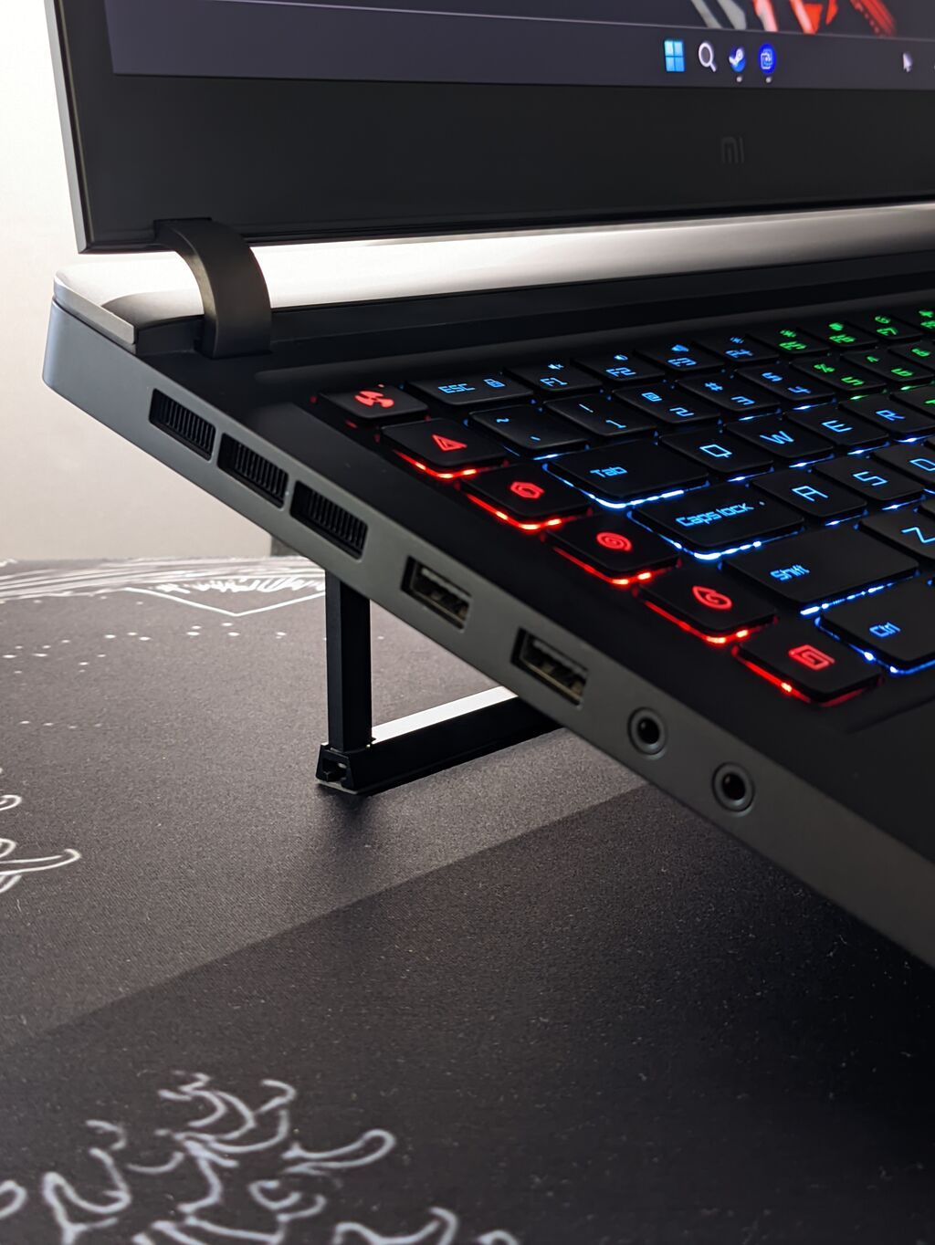 Продам Xiaomi Mi Gaming Laptop (TM1801) Мощный игровой ноутбук в: фото 3