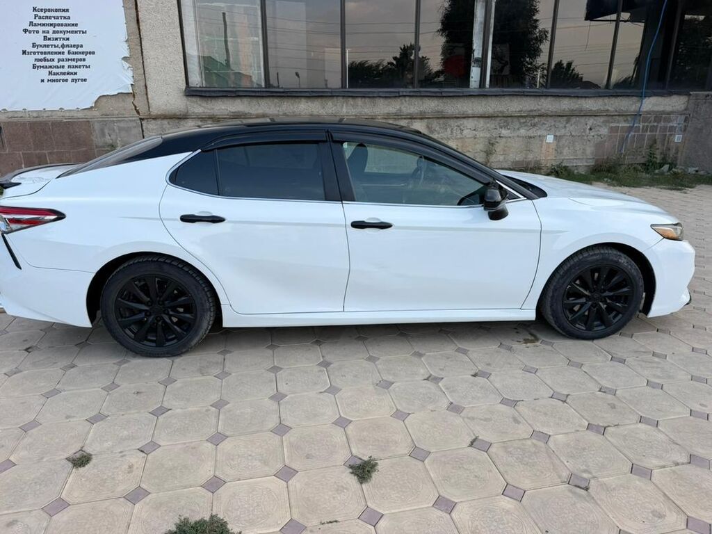 Toyota Camry: 2018 г., 2.5 л, Автомат, Бензин, Седан: фото 8
