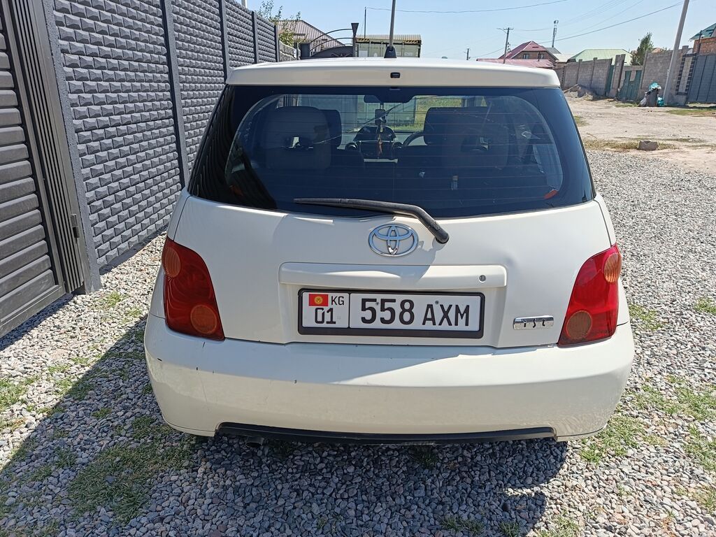 Toyota Ist: 2003 г., 1.5 л, Автомат, Бензин, Хэтчбэк: фото 7