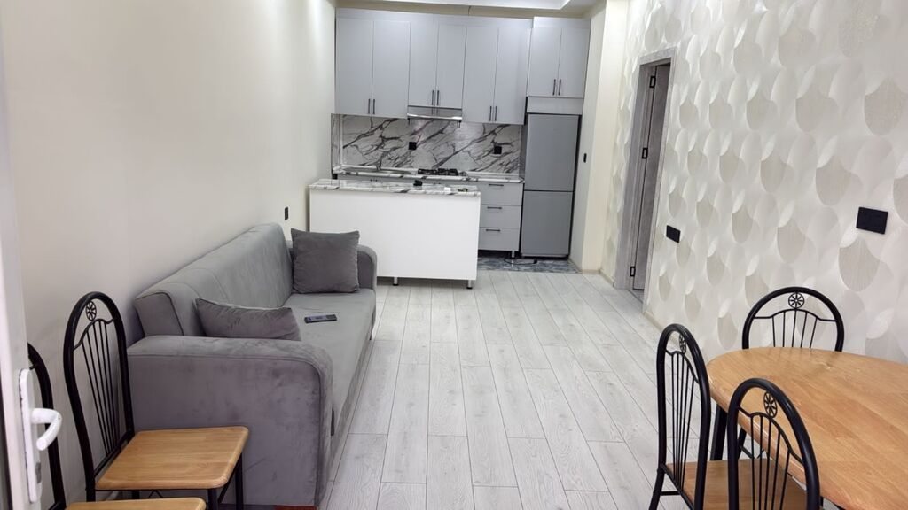 Qaraçuxur qəs., 2 otaqlı, Yeni tikili, m. Neftçilər, 47 kv. m