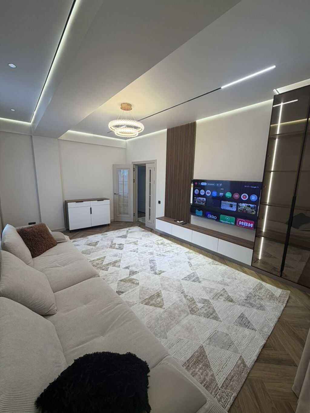 3 комнаты, 95 м², Южная Магистраль Элитка, 3 этаж, Дизайнерский ремонт: фото 2