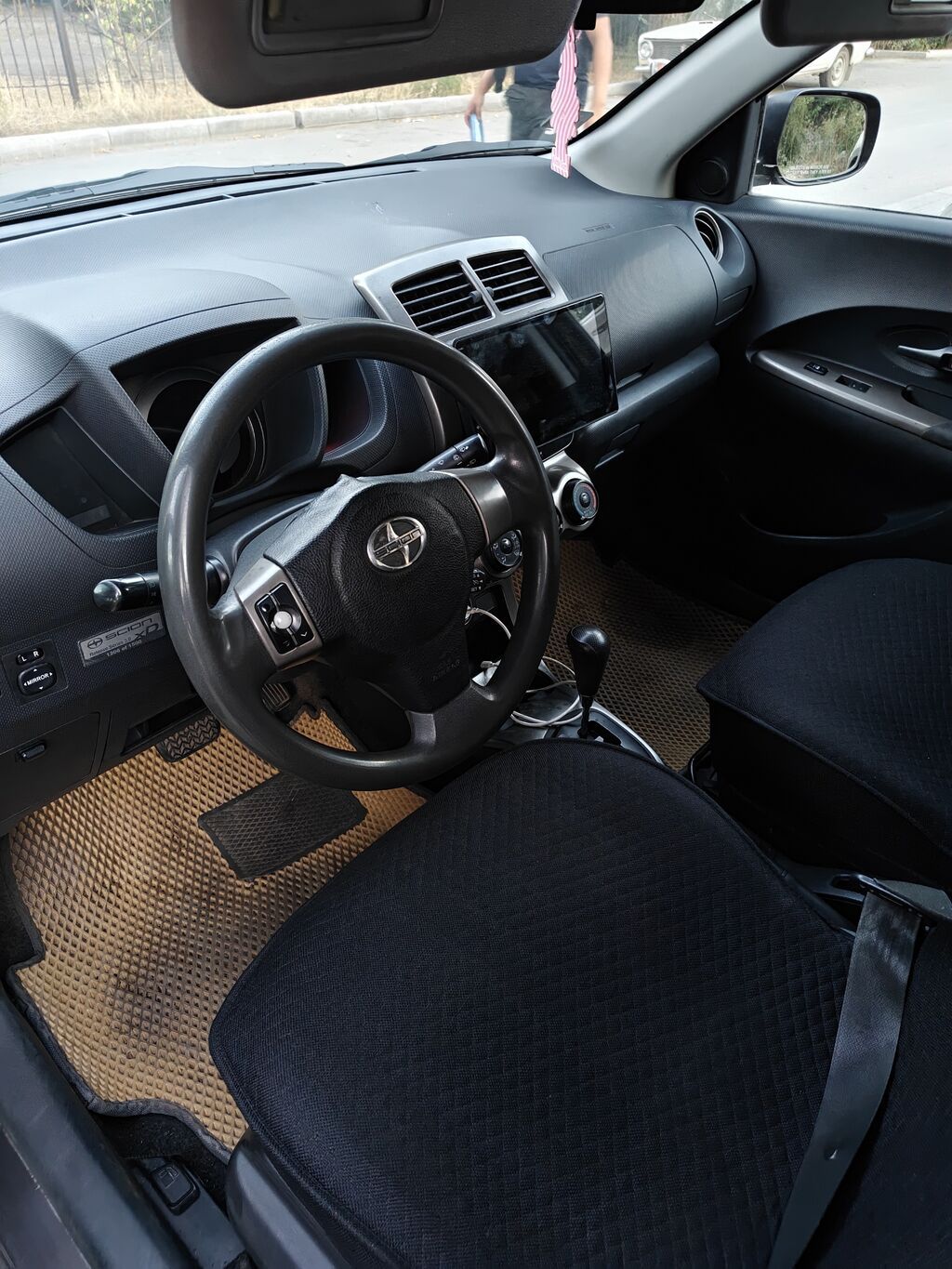 Scion xD: 2010 г., Автомат, Хэтчбэк: фото 2