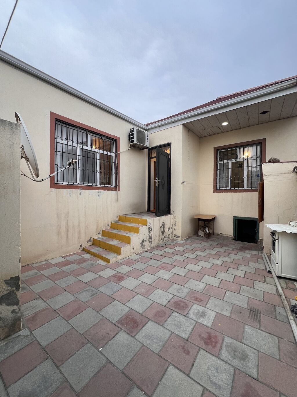2 otaqlı, 75 kv. m