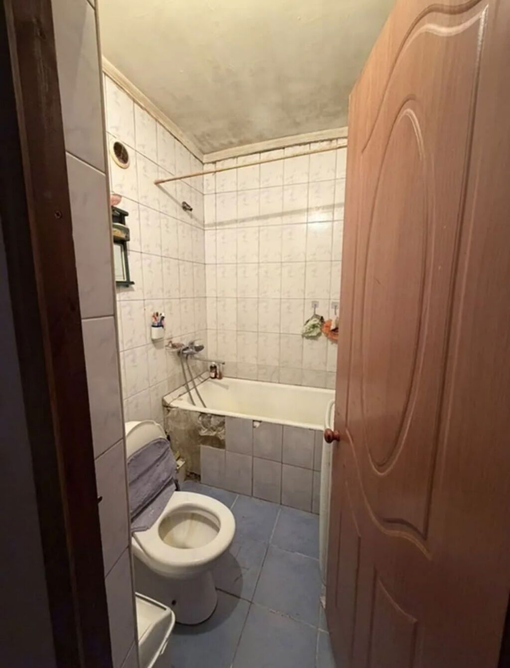 3 комнаты, 54 м², Азия Молл Хрущевка, 4 этаж, Косметический ремонт: фото 2