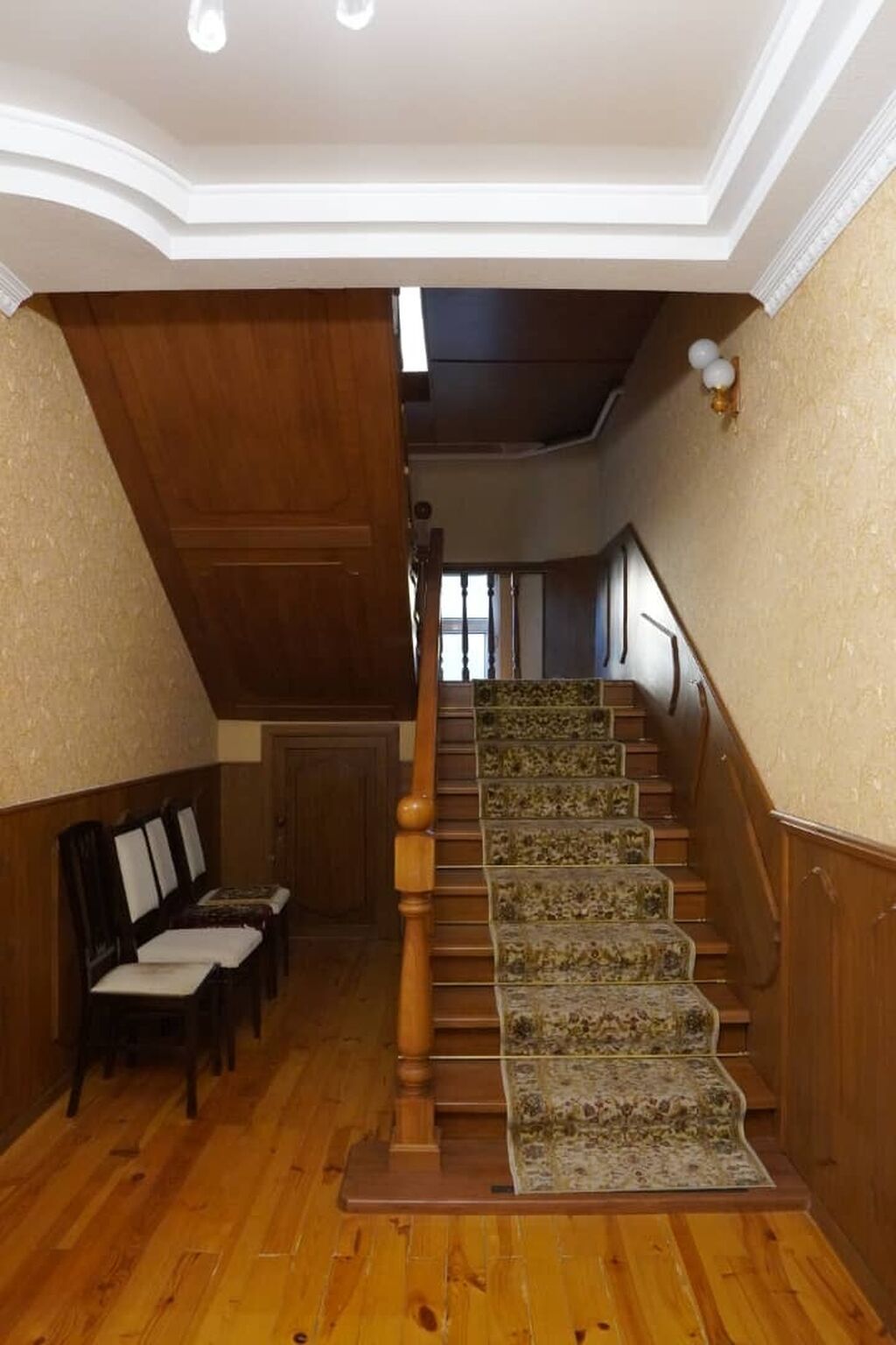 Продам 2-этажный дом 400 м² на Кара-Даринской: фото 2