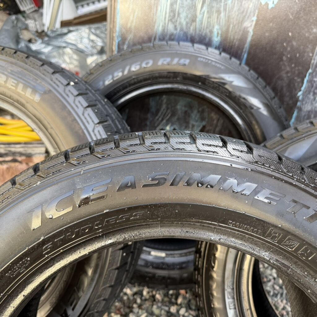 Шины 225 / 60 / R 18, Зима, Б/у, Комплект, Легковые, Италия, Pirelli: фото 6