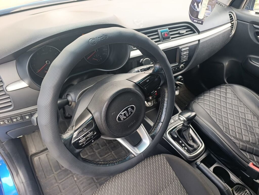 Kia Rio X-Line: 2020 г., 1.4 л, Автомат, Бензин, Хэтчбэк: фото 3