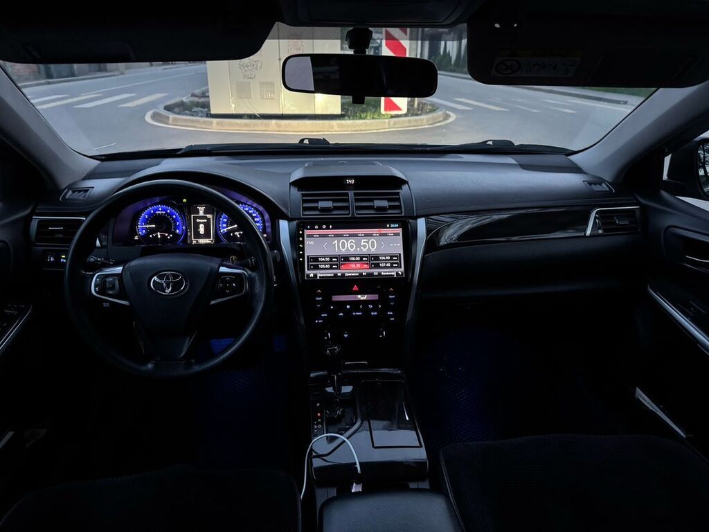 Toyota Camry: 2015 г., 2 л, Автомат, Бензин, Седан: фото 7
