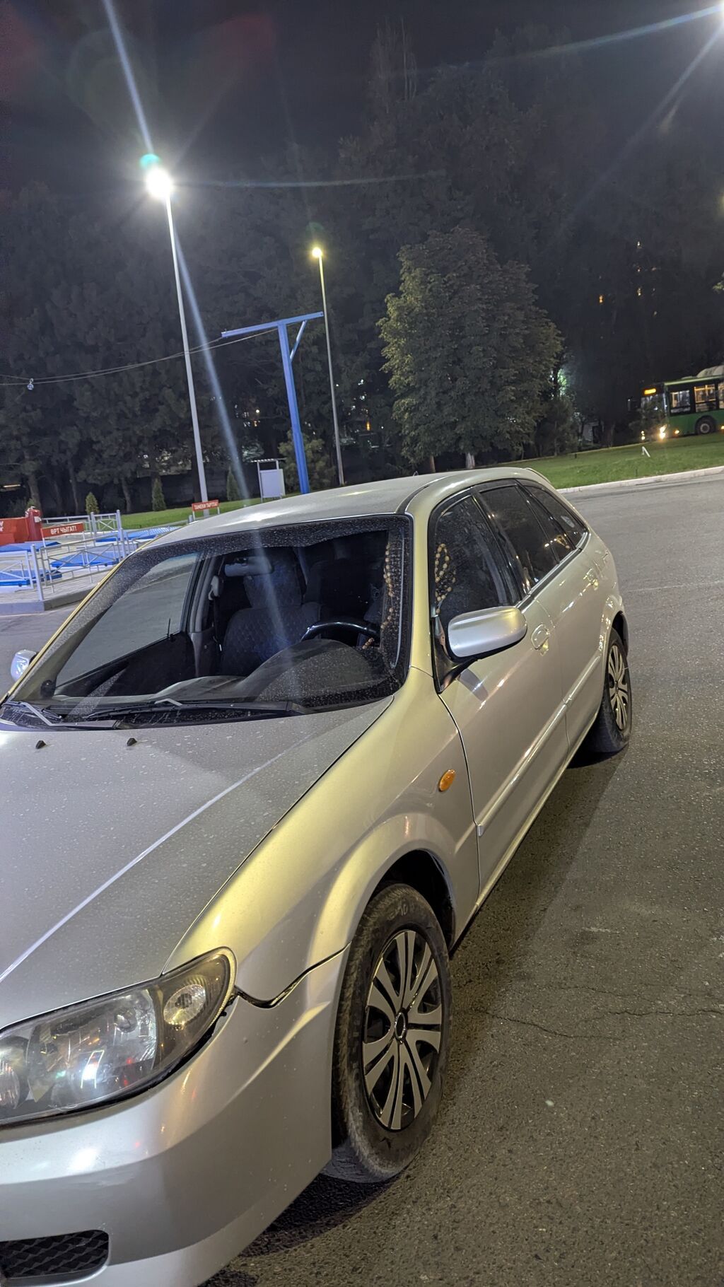 Mazda 323: 2003 г., 1.6 л, Автомат, Бензин, Хэтчбэк: фото 4