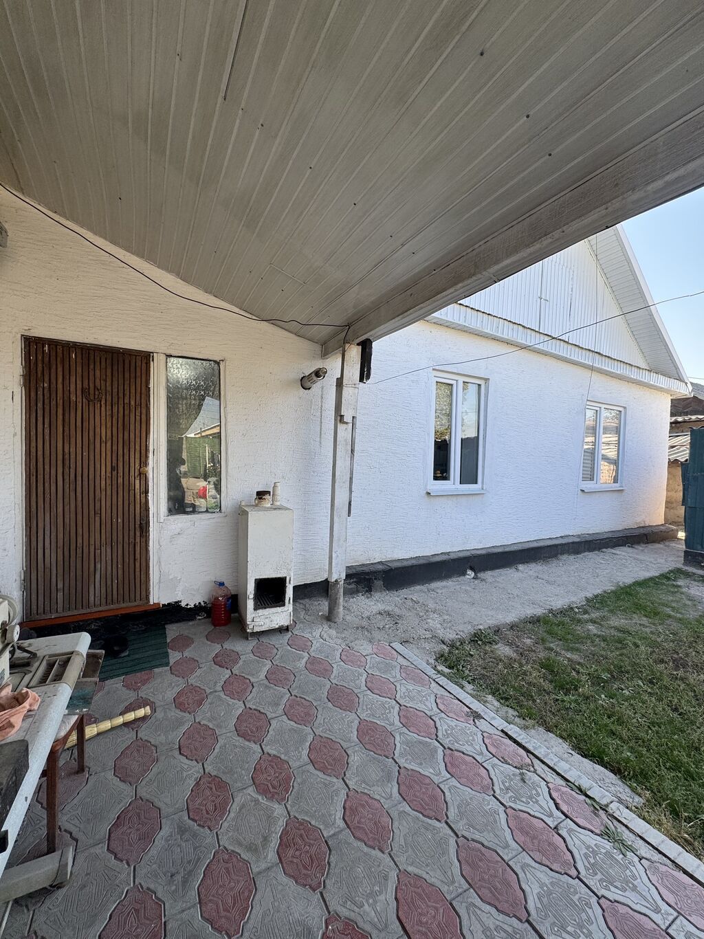 4 комнаты, 100 м², 5 соток, Бишкек, Агентство недвижимости: фото 2