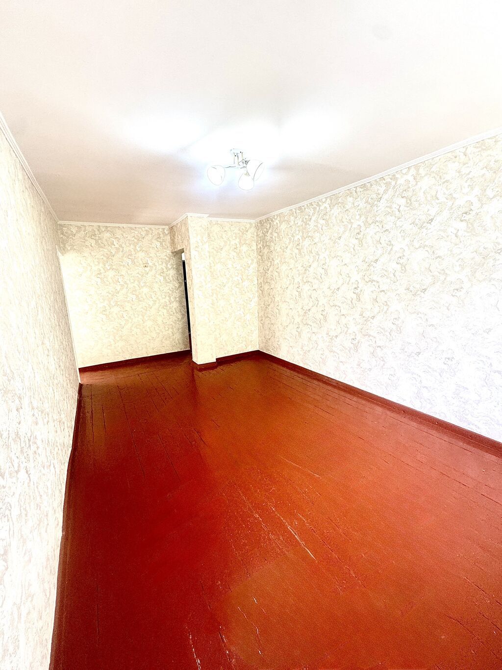 Продам 2-комнатную квартиру, 42 м², 2 этаж: фото 4