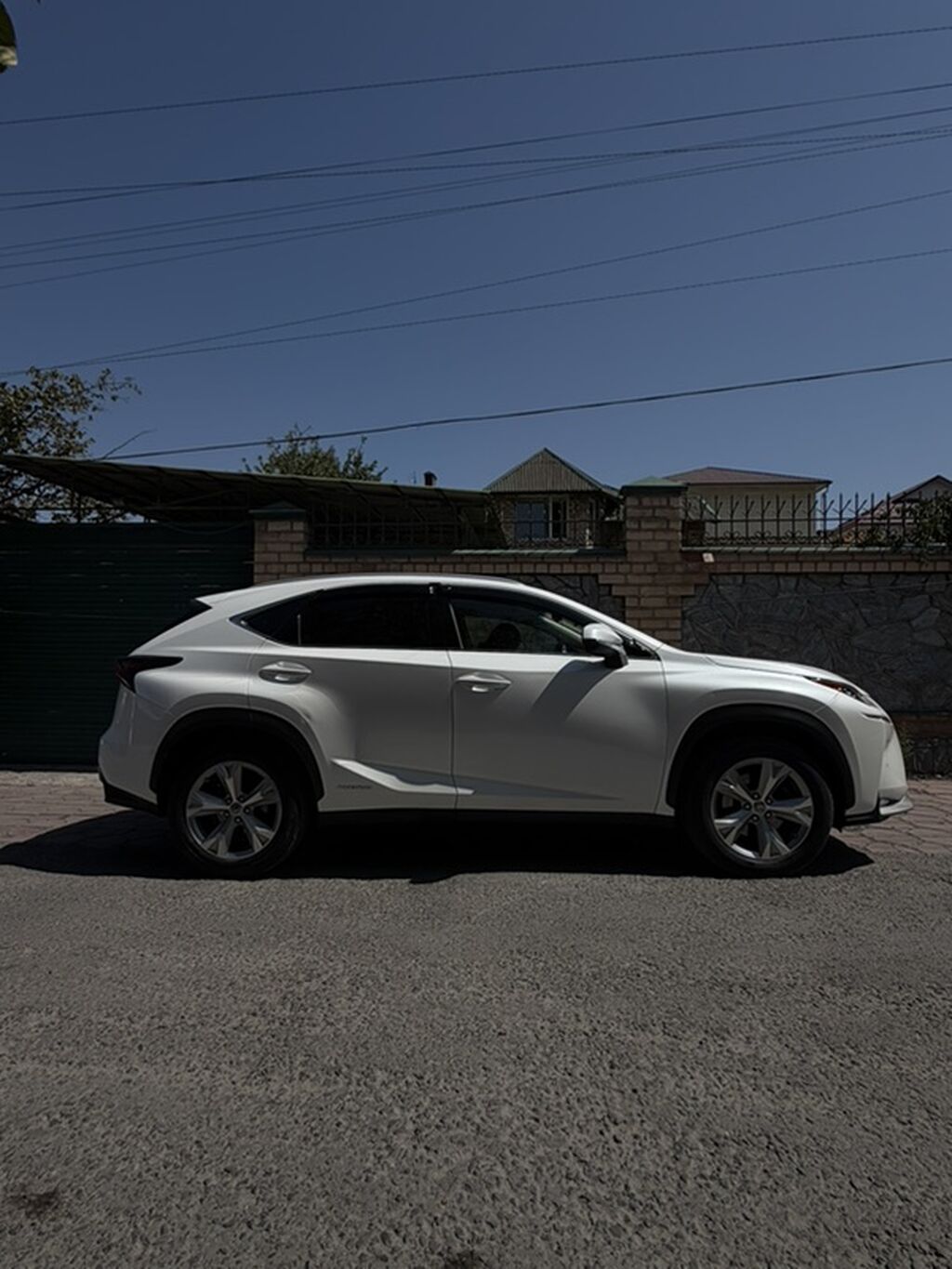 Lexus NX: 2017 г., 2.5 л, Автомат, Бензин, Кроссовер: фото 8