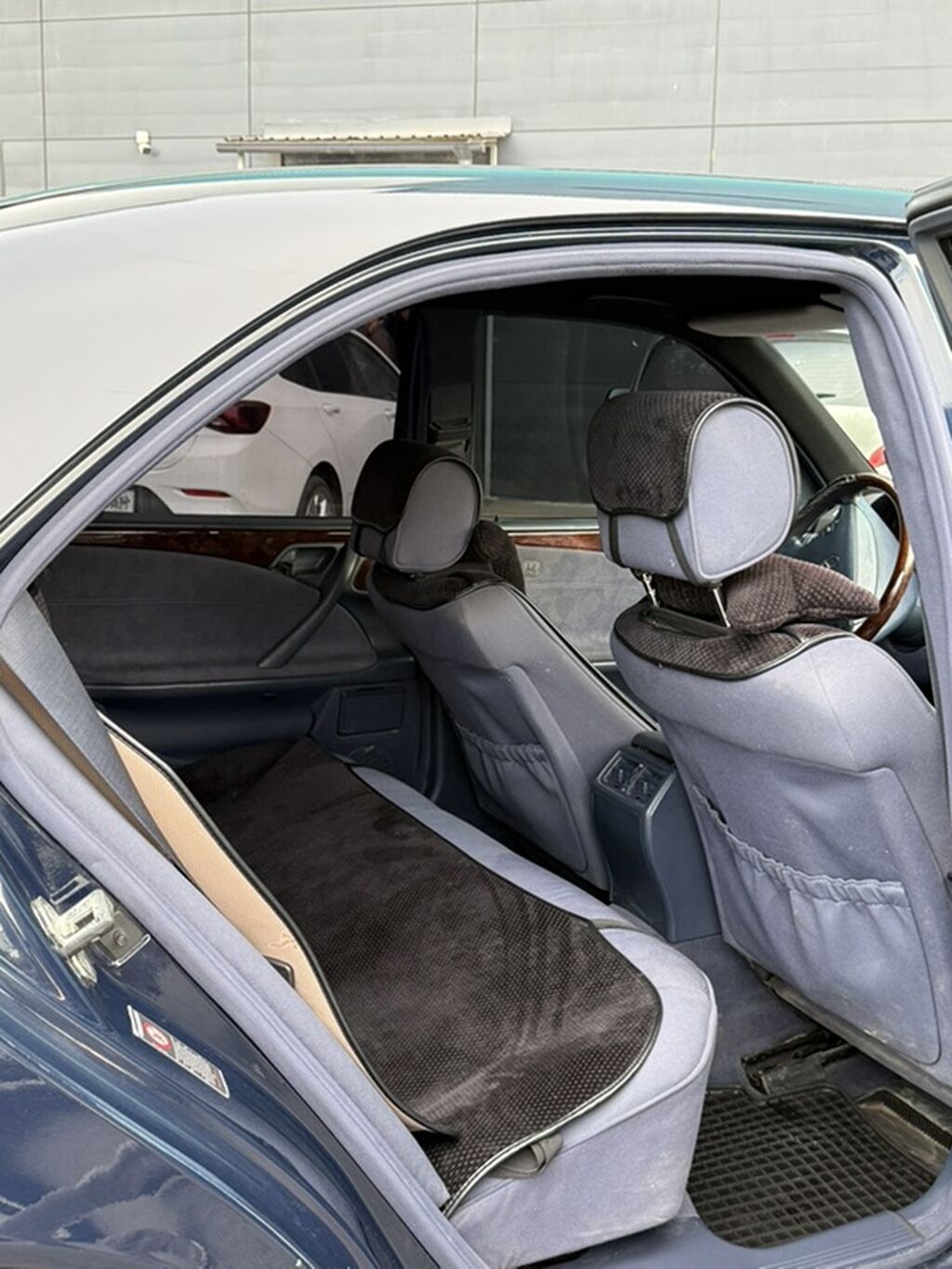 Mercedes-Benz E-Class: 2001 г., 4.3 л, Автомат, Бензин, Седан: фото 8