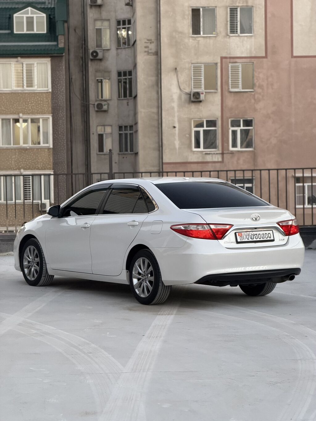 Toyota Camry: 2015 г., 2.5 л, Автомат, Бензин, Седан: фото 2