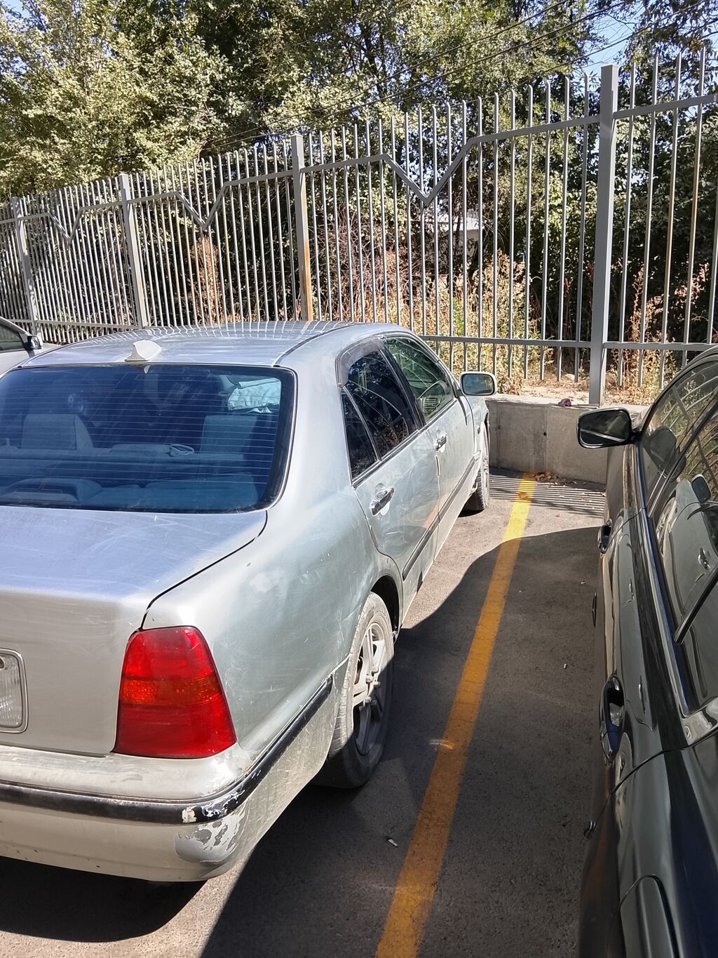 Toyota Progres: 1998 г., 3 л, Автомат, Бензин, Хэтчбэк: фото 3