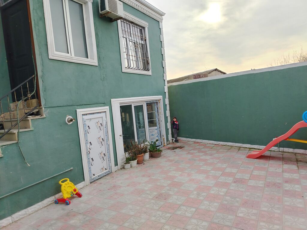 7 otaqlı, 170 kv. m, Kredit yoxdur, Orta təmir