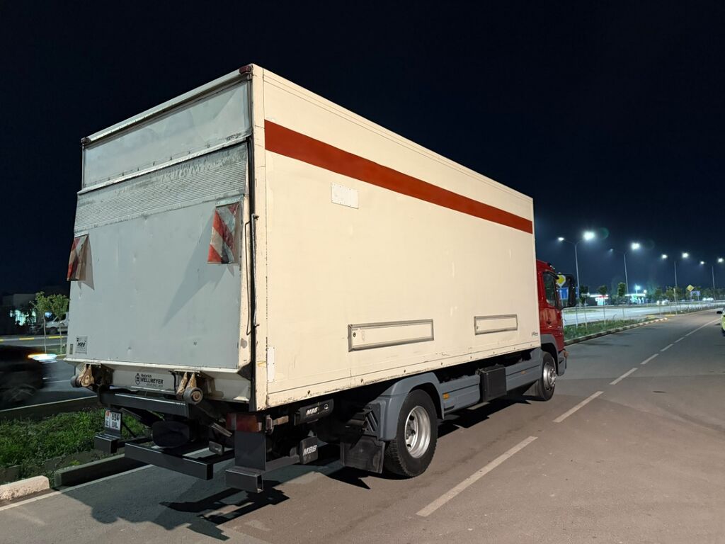 Грузовой фургон Mercedes-Benz Atego 1228 делитель кондиционер: фото 4