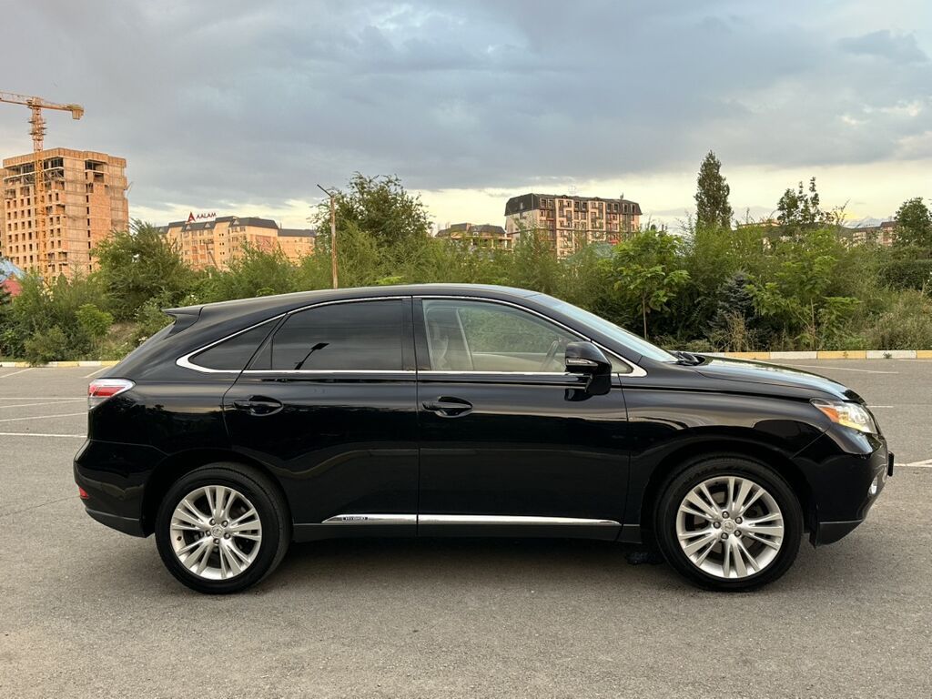 Lexus RX: 2011 г., 3.5 л, Автомат, Гибрид, Кроссовер: фото 4