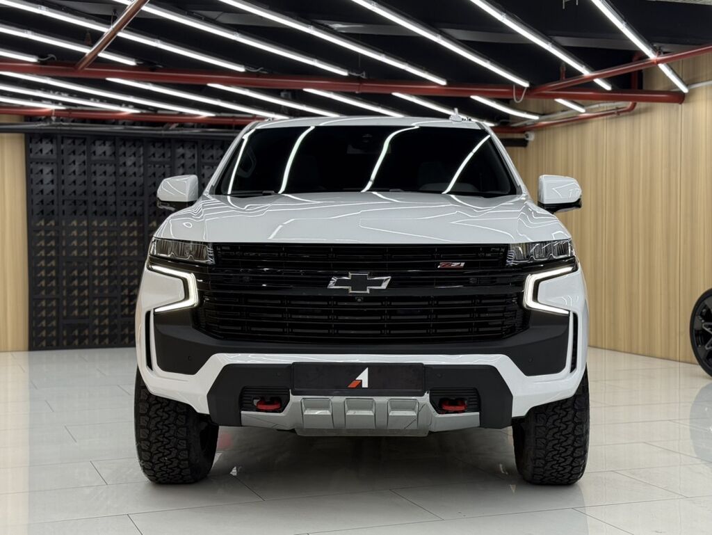 Chevrolet Suburban: 2023 г., 5.3 л, Автомат, Бензин, Внедорожник: фото 4