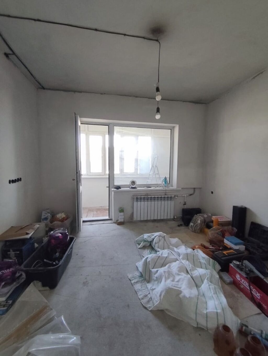 2 комнаты, 48 м², Пишпек 105 серия, 1 этаж, Свежий ремонт: фото 4
