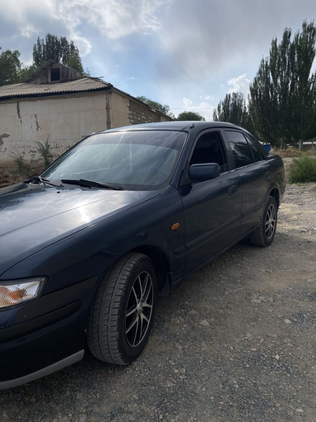 Mazda 626: 1998 г., Механика, Седан: фото 6