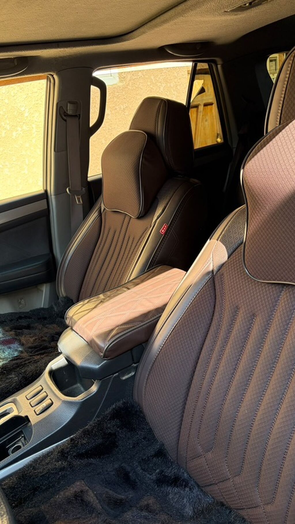 Toyota 4Runner: 2003 г., 4 л, Автомат, Газ, Внедорожник: фото 3